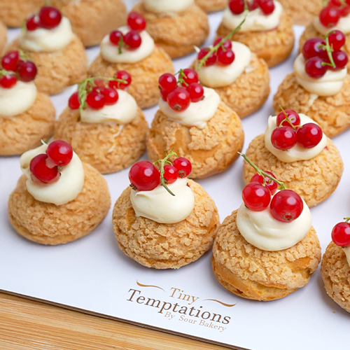 Choux Rasberry Vanilla